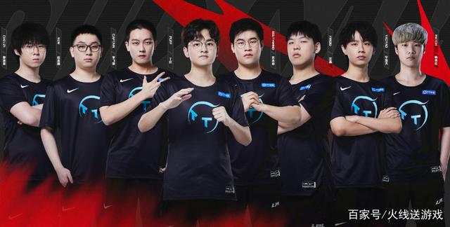 看录像带的 看录像带的